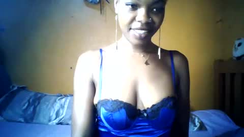 nukshypipi online show from July 10, 1:17 am