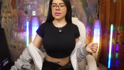 Snapshot of nurse_squirt chatting on October 7, 12:04 am Claudia online show from October 7, 12:04 am