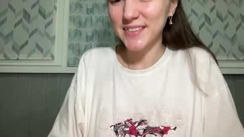 Ema online show from February 18, 9:36 pm