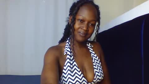 nutgal online show from January 10, 10:20 am