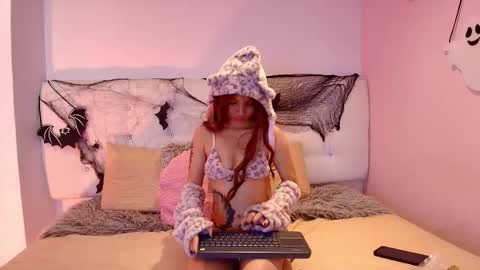  NXY  online show from October 28, 3:12 am