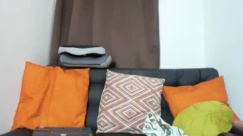 Snapshot of nyalgasai1 chatting on September 22, 1:59 am Nia online show from September 22, 1:59 am