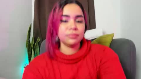 Nia online show from January 6, 1:31 am