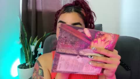 Snapshot of nyalgasai1 chatting on October 27, 8:36 pm Nia online show from October 27, 8:36 pm