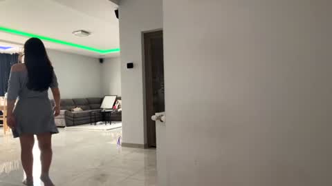 Nicol online show from November 11, 12:02 pm