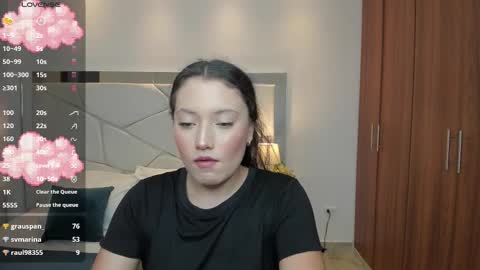 Snapshot of nylaa_rose chatting on October 9, 8:35 pm nylaa_rose online show from October 9, 8:35 pm