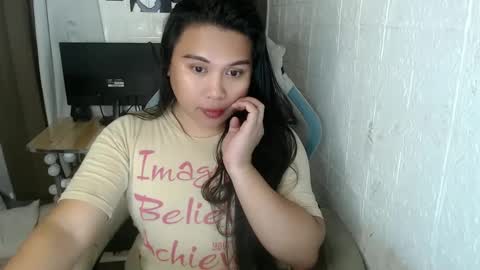 nylecummer online show from December 22, 3:22 pm