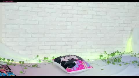 Kat online show from February 20, 1:34 pm