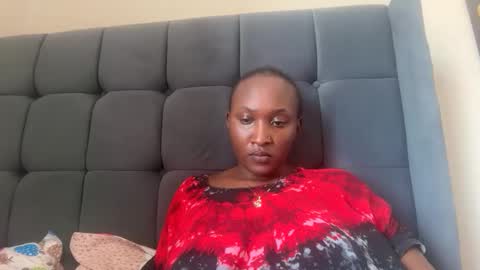 nyrarose online show from January 18, 12:01 pm