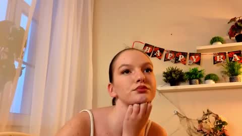 Snapshot of nytheraeclipse chatting on October 28, 1:17 pm nytheraeclipse online show from October 28, 1:17 pm