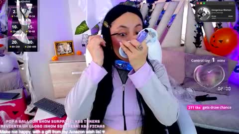 Snapshot of nyx_andria chatting on October 21, 11:20 pm Alex . online show from October 21, 11:20 pm