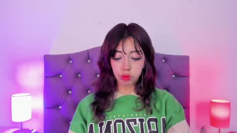 Snapshot of nyx_nayla chatting on December 26, 9:04 pm online show from December 26, 9:04 pm