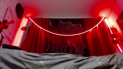 Miss Raven online show from November 7, 6:19 am