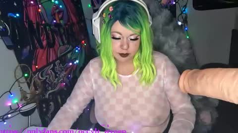 occvlt qveen online show from January 4, 12:59 am