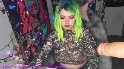 occvlt qveen online show from February 4, 12:19 am