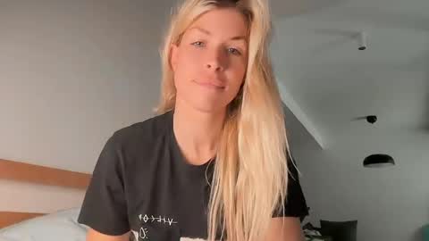 ocicatcat online show from April 14, 10:15 am