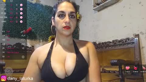 Snapshot of odalisca_bellydancer chatting on January 5, 8:11 am Daniela Dany online show from January 5, 8:11 am