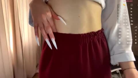 Mia online show from September 28, 8:30 am