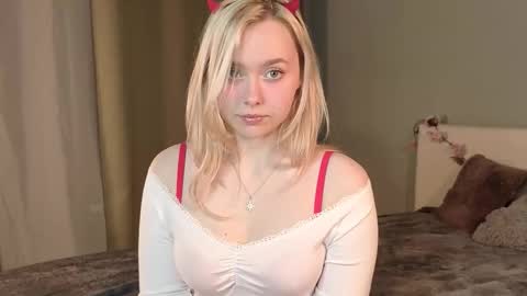 Alice online show from October 6, 8:13 pm