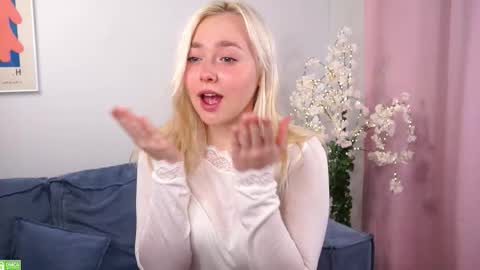 Alice online show from November 18, 9:27 pm