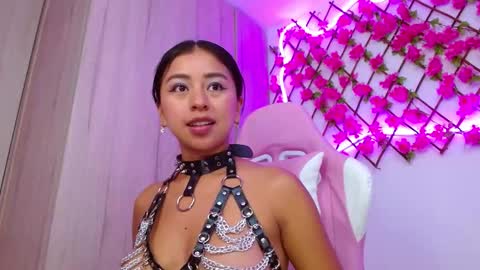 Raquel online show from September 30, 6:35 pm