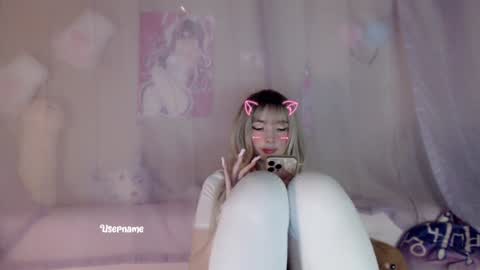 Snapshot of oh_pichuu chatting on January 27, 6:41 am Milly online show from January 27, 6:41 am