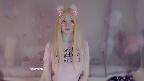 Snapshot of oh_pichuu chatting on September 22, 11:08 am Milly online show from September 22, 11:08 am