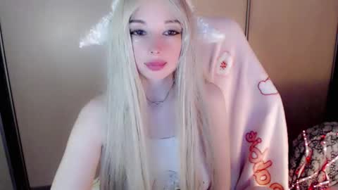 Milly online show from March 22, 1:39 pm