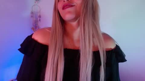 Snapshot of oh_xxxlt4 chatting on February 27, 12:56 pm Oh xxxLt4 online show from February 27, 12:56 pm
