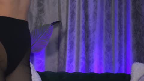 Snapshot of ohh_my_venus chatting on September 25, 4:11 am Julia online show from September 25, 4:11 am