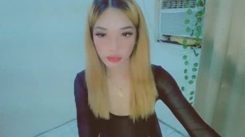 LIAN online show from September 29, 6:24 pm