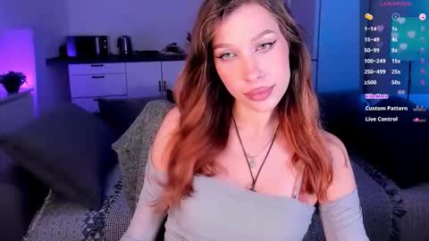 Light  online show from October 19, 4:20 pm