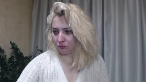 Snapshot of ohsweetiren chatting on October 16, 5:10 am Iren online show from October 16, 5:10 am