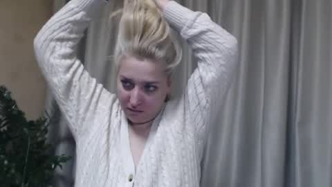 Snapshot of ohsweetiren chatting on October 25, 6:54 am Iren online show from October 25, 6:54 am