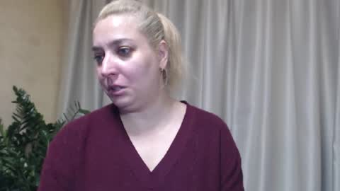 Snapshot of ohsweetiren chatting on October 29, 7:34 am Iren online show from October 29, 7:34 am