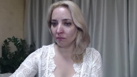 Mari online show from September 27, 5:09 pm