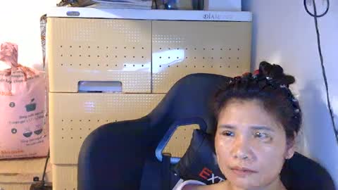 oinjer09 online show from June 18, 9:14 am