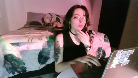 Skylar online show from December 12, 12:27 am