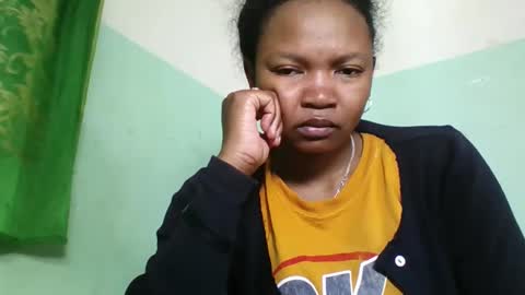 Snapshot of olgaaldy chatting on October 28, 9:26 am olgaaldy online show from October 28, 9:26 am