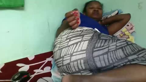 Snapshot of olgaaldy chatting on October 15, 9:45 am olgaaldy online show from October 15, 9:45 am