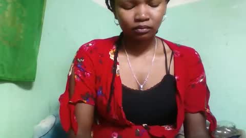 Snapshot of olgaaldy chatting on November 2, 10:18 am olgaaldy online show from November 2, 10:18 am