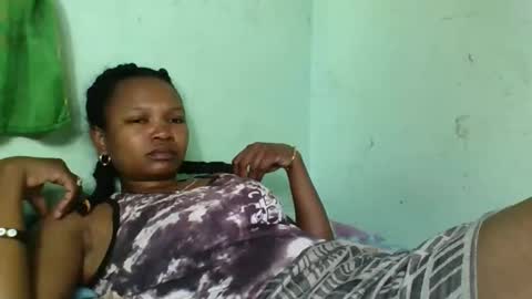 Snapshot of olgaaldy chatting on October 22, 7:13 am olgaaldy online show from October 22, 7:13 am