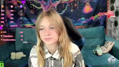 Olisa fox online show from October 22, 10:48 pm