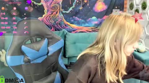 Olisa fox online show from October 6, 7:29 pm