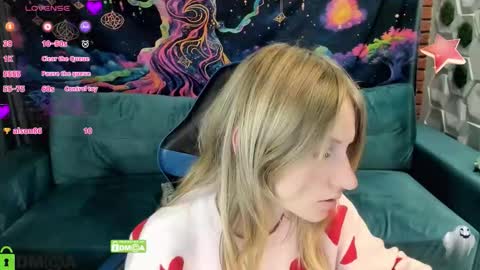 Olisa fox online show from September 25, 8:17 pm