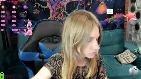 Olisa fox online show from September 21, 7:01 pm