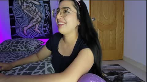 Olivia online show from October 11, 3:22 am