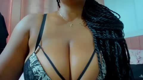 olivahot30 online show from February 26, 9:29 pm