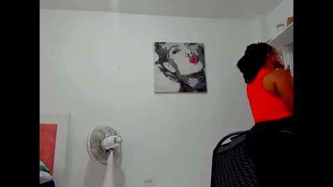 olivahot30 online show from February 22, 8:48 pm