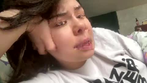 Snapshot of olivepeach chatting on March 4, 8:02 am Oil online show from March 4, 8:02 am